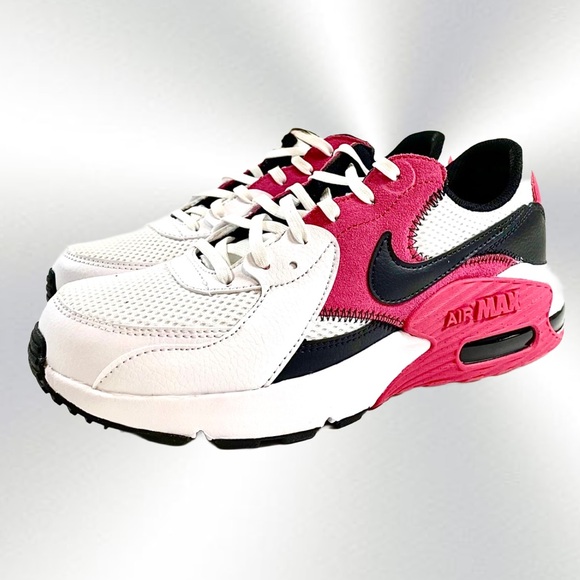 NEW wob NIKE  Size 9 AIR MAX EXCEE SNEAKERS in White/Black/Rush Pink - Picture 1 of 11